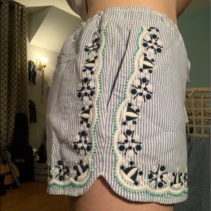 embroidered vineyards vine shorts